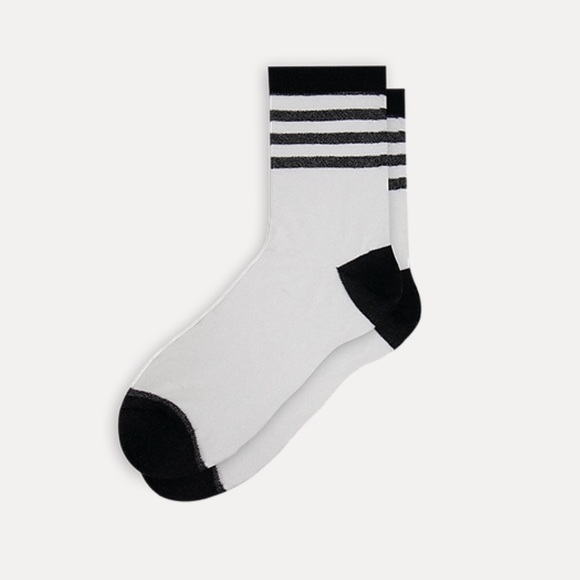 Mesh socks with black glitter stripe - Picture 4 of 5